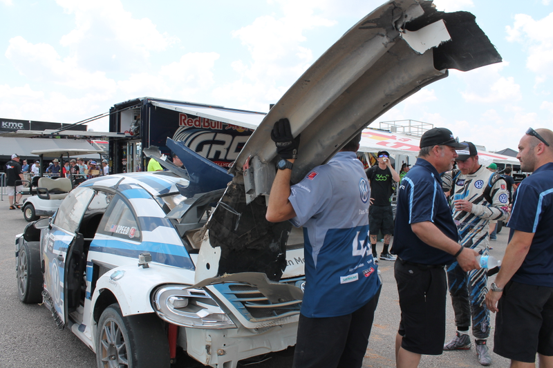 Illustration for article titled Battered Rallycross Volkswagen Finally Looks Like An Off-Road Volkswagen